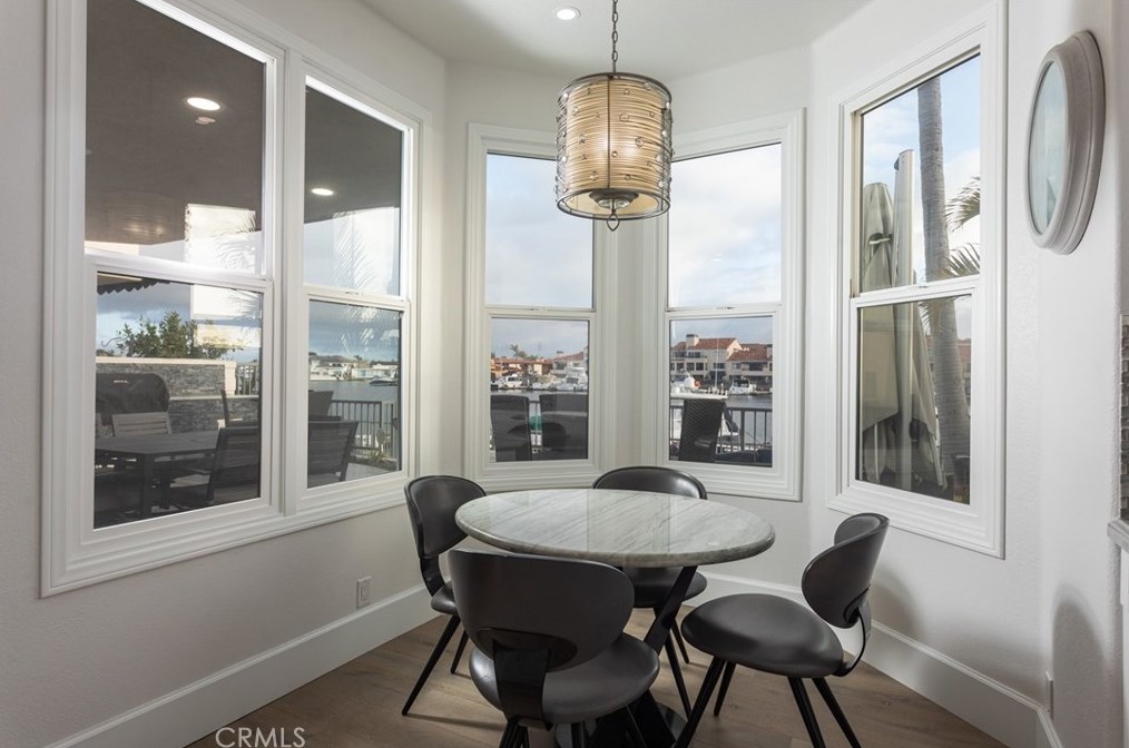 3182 Portofino Cir, Huntington Beach CA  92649-1927 exterior