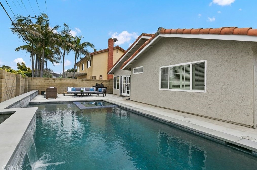 5131 Northwestern Way, Westminster CA  92683-2730 exterior