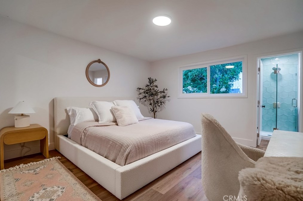 1939 78th Pl, Los Angeles CA  90047-2629 exterior