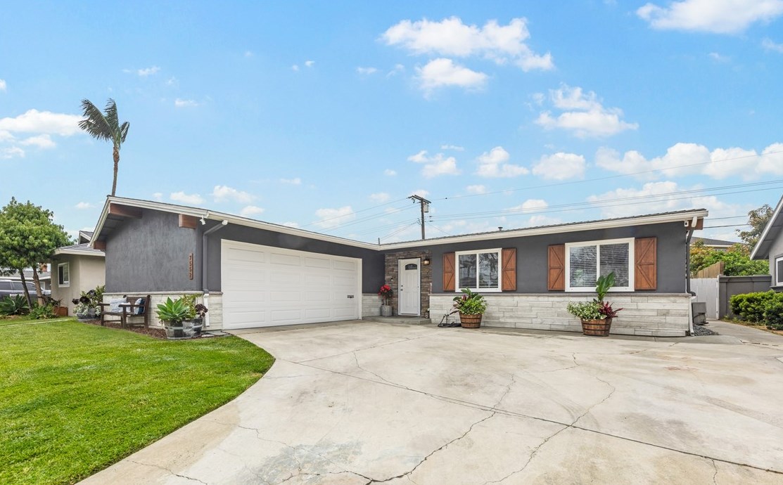 7552 Rhine Dr, Huntington Beach, CA 92647