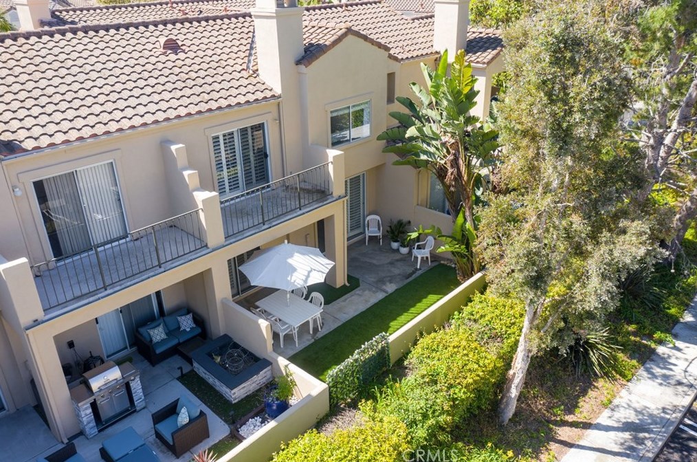 44 Fleurance St, Laguna Beach CA  92677-9023 exterior