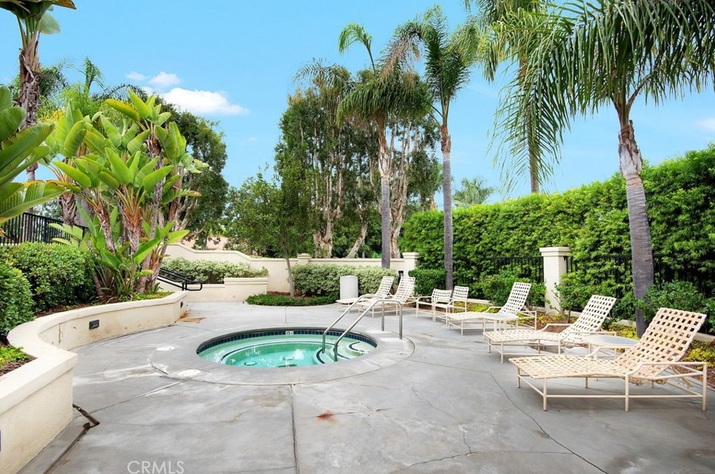 44 Fleurance St, Laguna Beach CA  92677-9023 exterior