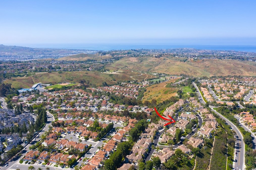 44 Fleurance St, Laguna Beach CA  92677-9023 exterior
