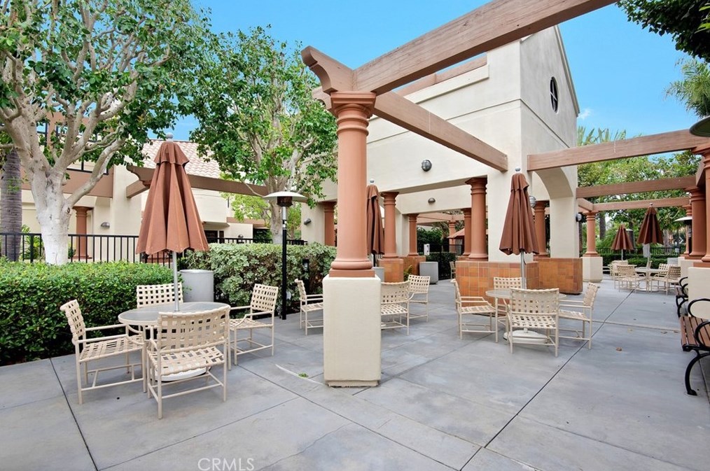 44 Fleurance St, Laguna Beach CA  92677-9023 exterior