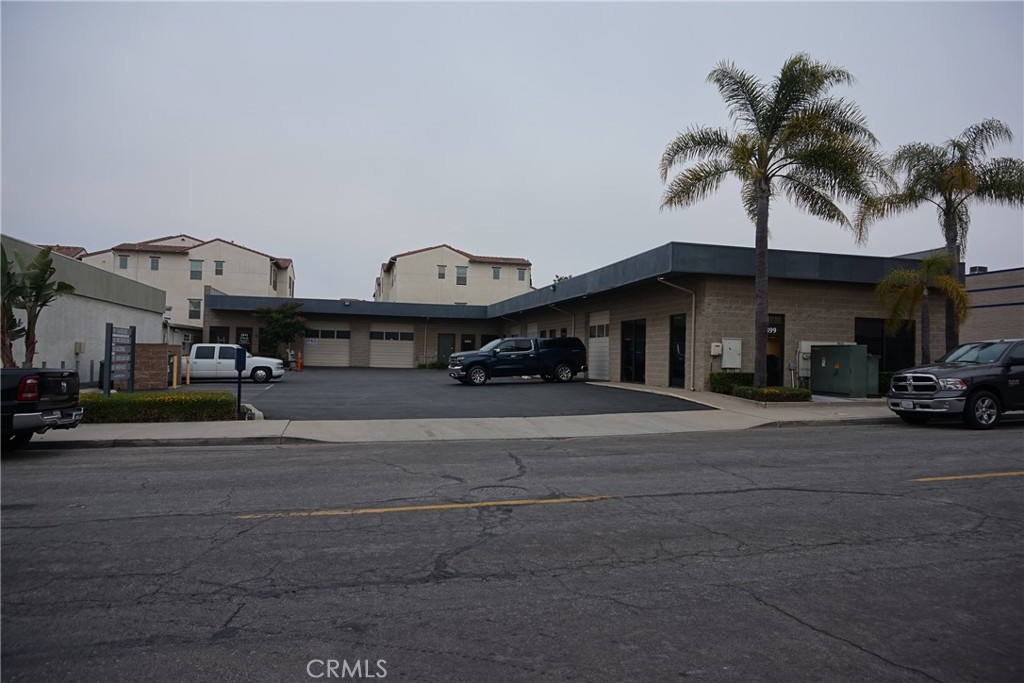 1899 Freeman Ave, Signal Hill, CA 90755 MLS OC23124254 Coldwell Banker