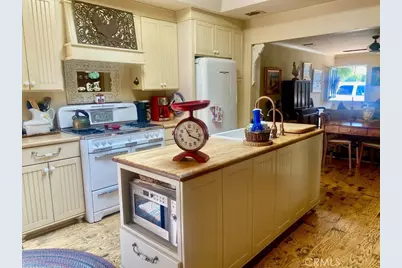 203 Amethyst Avenue, Newport Beach, CA 92662 - Photo 5