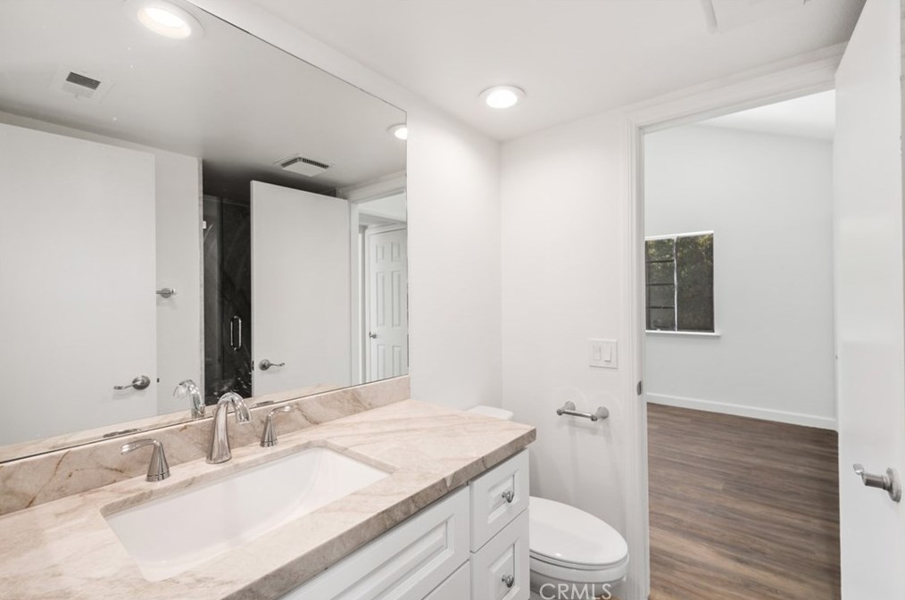 2911 Shadow Brk Ln, Thousand Oaks CA 91361-3208 exterior