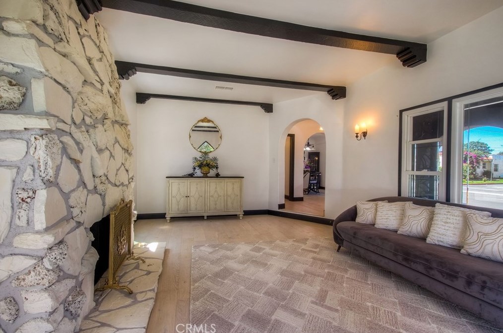 1456 89 St, Los Angeles CA  90002-1225 exterior