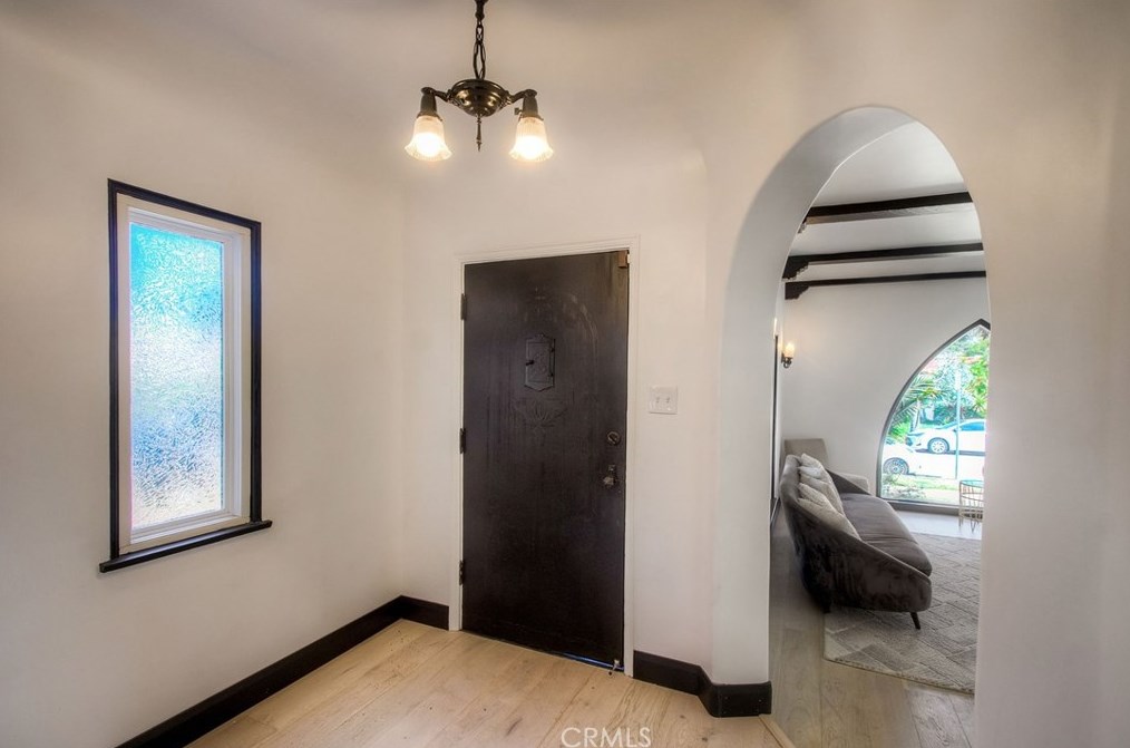 1456 89 St, Los Angeles CA  90002-1225 exterior