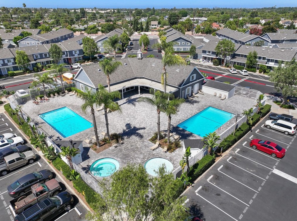 2341 Minuteman Way, Costa Mesa CA  92626-6530 exterior