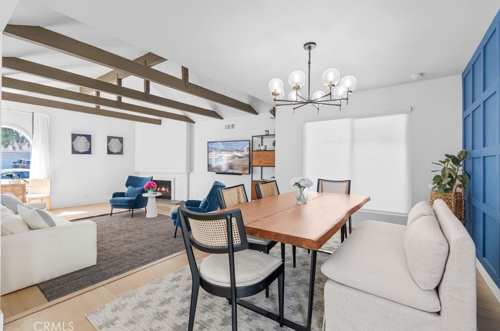 16342 Gentry Ln, Huntington Beach CA  92647-3304 exterior
