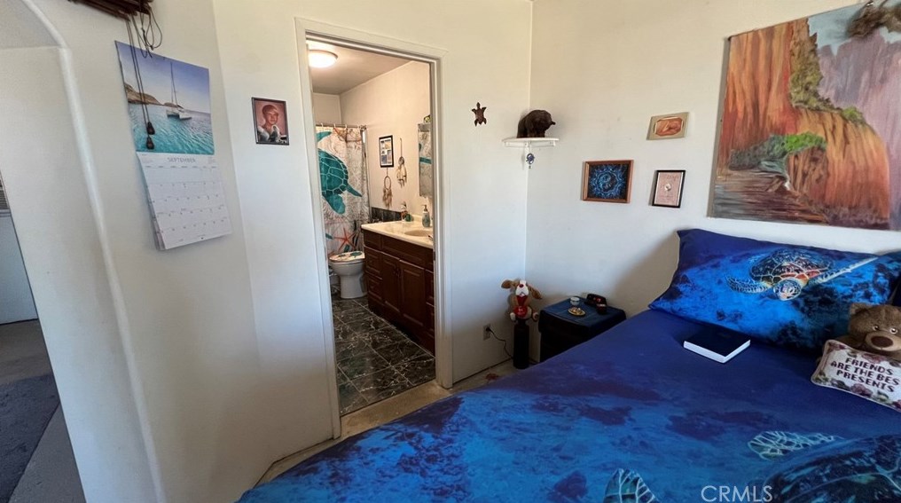 7586 Olympic Rd, Joshua Tree CA  92252-2956 exterior