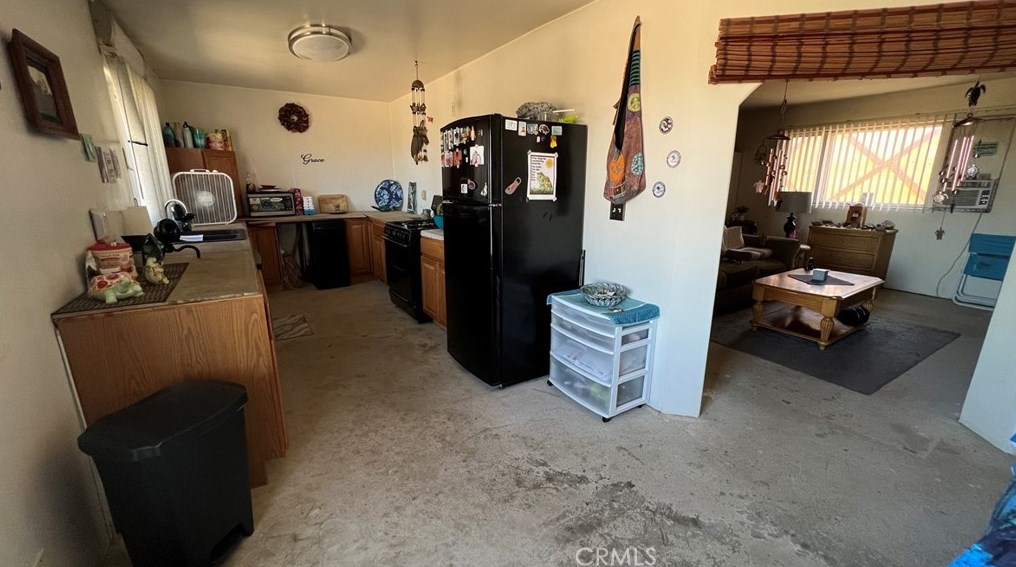 7586 Olympic Rd, Joshua Tree CA  92252-2956 exterior