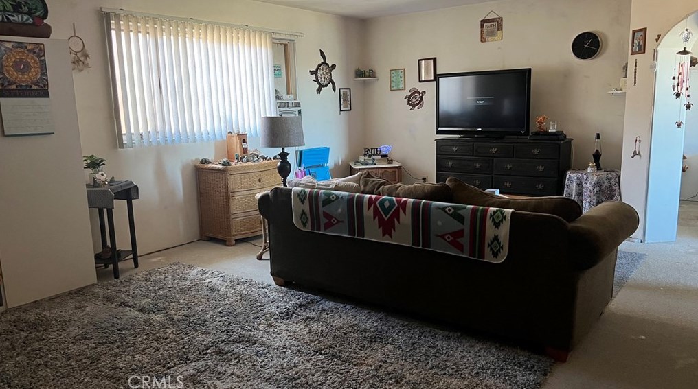 7586 Olympic Rd, Joshua Tree CA  92252-2956 exterior