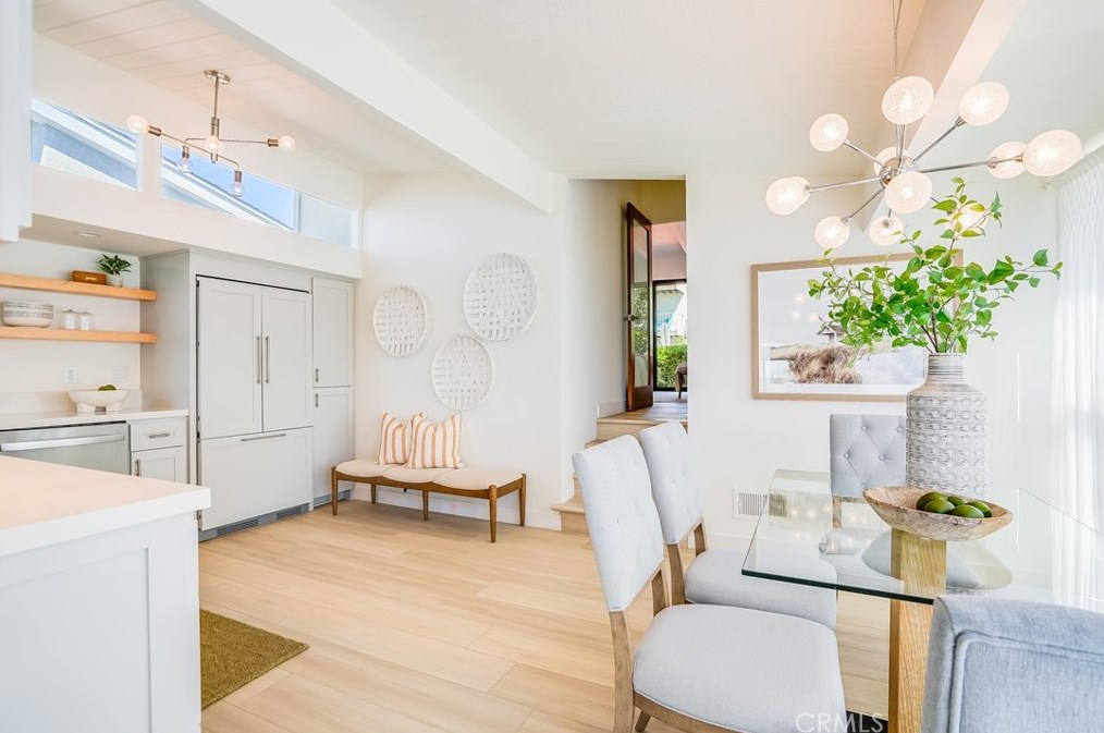 1880 Capistrano Ave, Laguna Beach CA  92651-3847 exterior