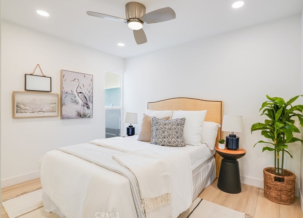 1880 Capistrano Ave, Laguna Beach CA  92651-3847 exterior