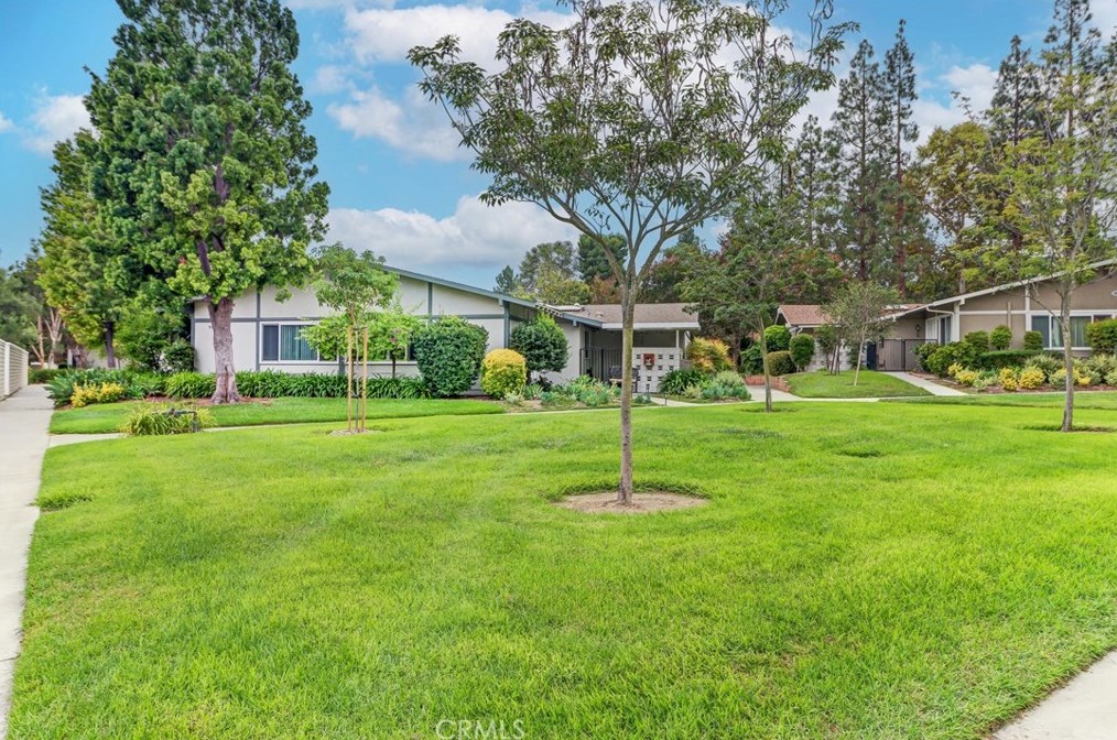 519 Calle Aragon, Laguna Beach CA  92637-8097 exterior