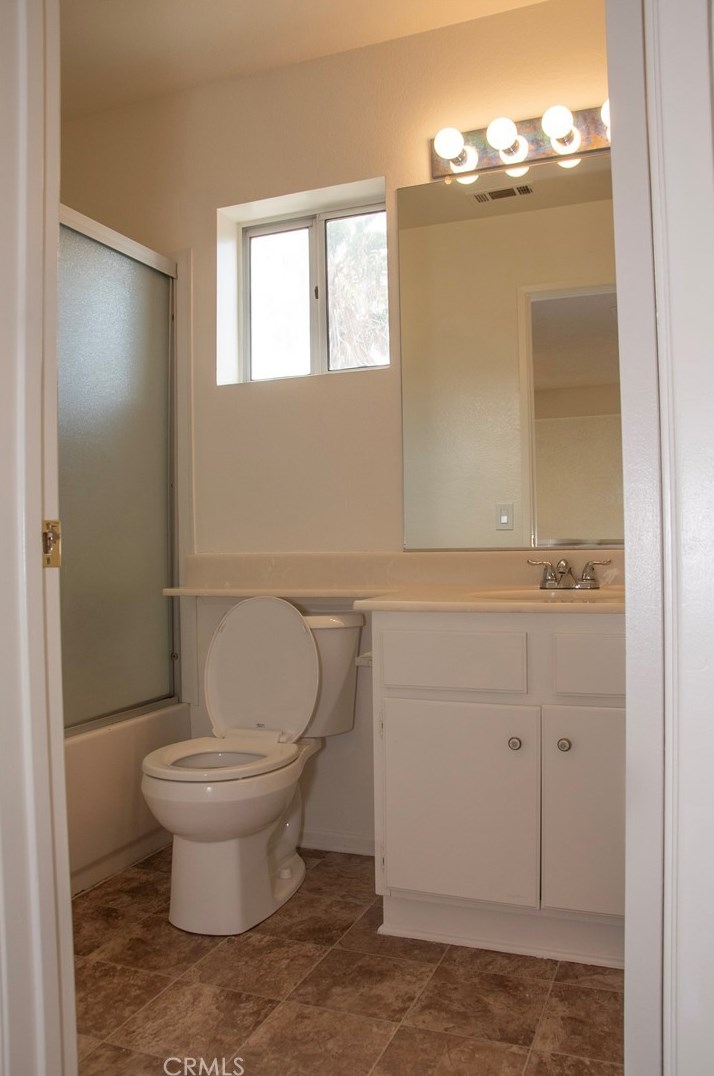 3234 Rollingridge Ave, Palmdale CA  exterior