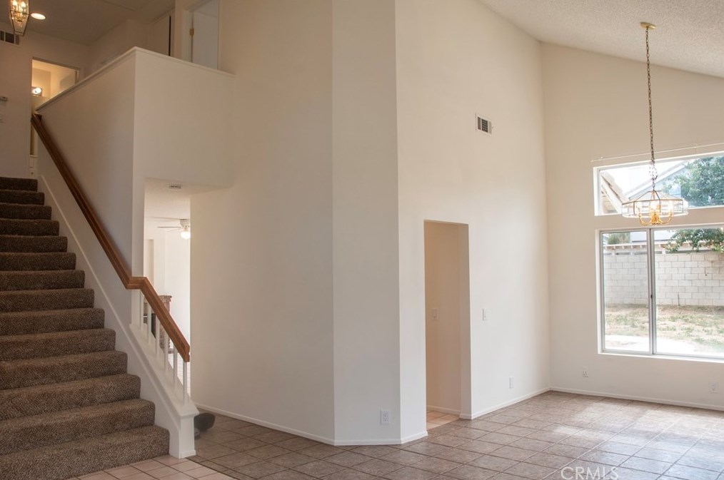 3234 Rollingridge Ave, Palmdale CA  exterior