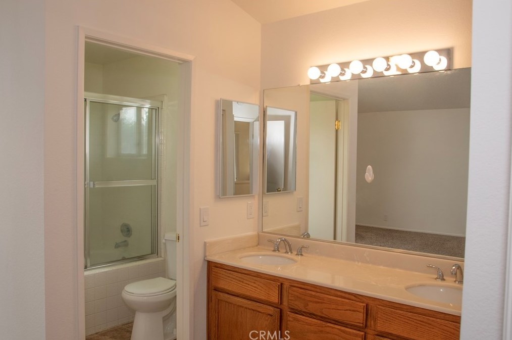 3234 Rollingridge Ave, Palmdale CA  exterior