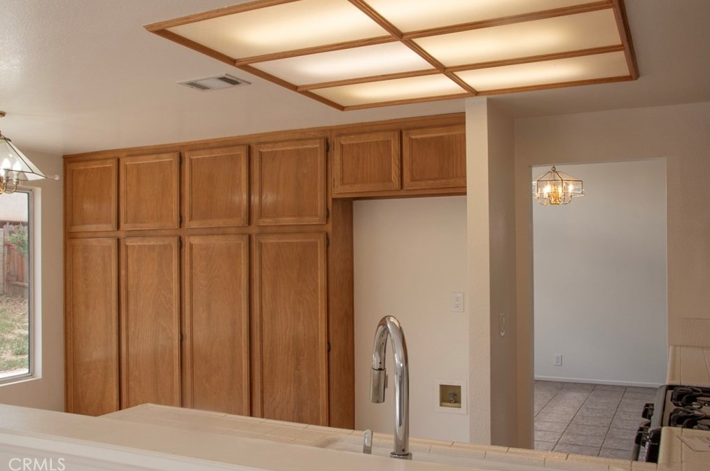 3234 Rollingridge Ave, Palmdale CA  93550-1311 exterior