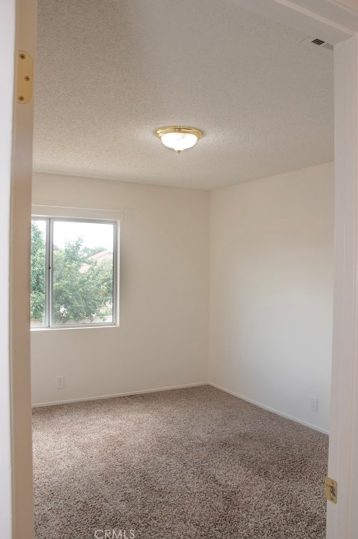 3234 Rollingridge Ave, Palmdale CA  exterior