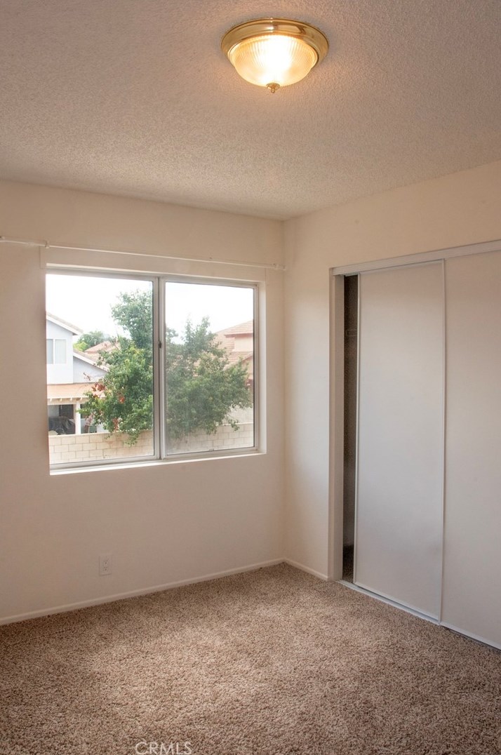 3234 Rollingridge Ave, Palmdale CA  exterior