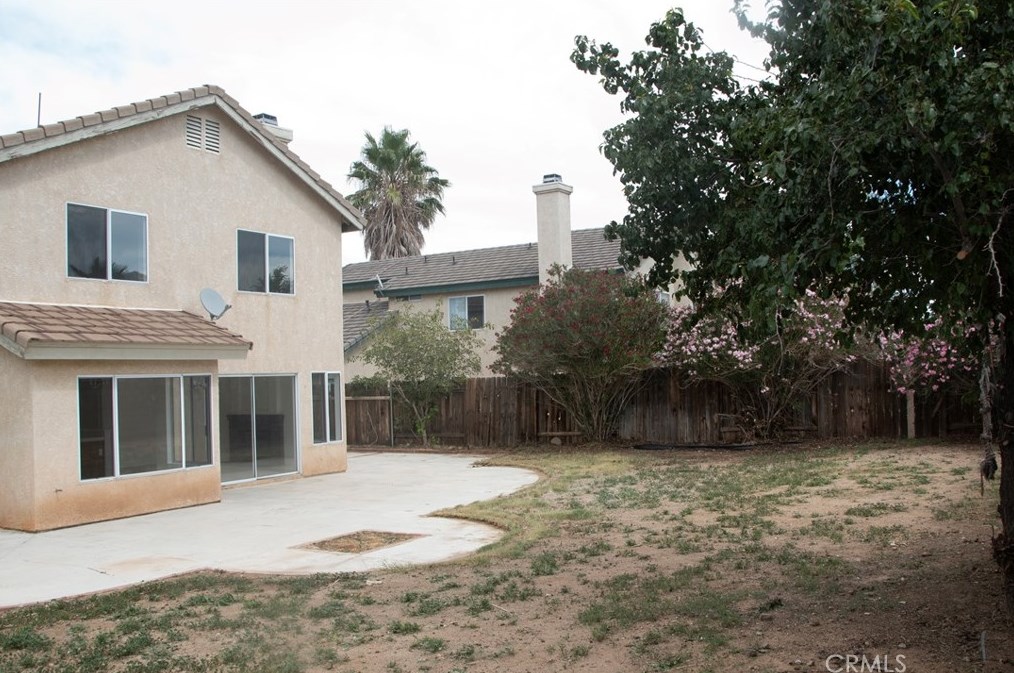 3234 Rollingridge Ave, Palmdale CA  exterior