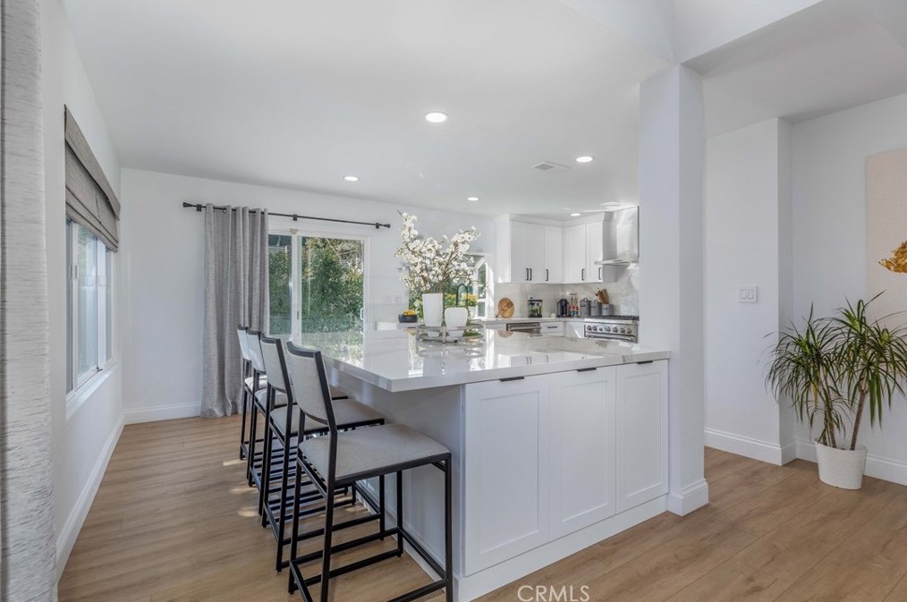 1117 Dennis Dr, Costa Mesa CA  92626-1650 exterior