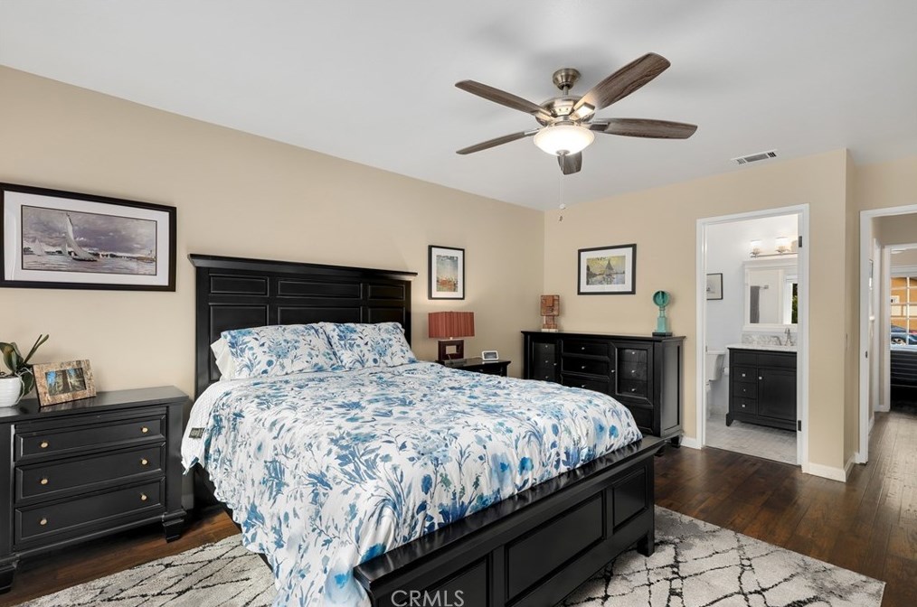 6842 Capstone Dr, Huntington Beach CA  92647-5606 exterior