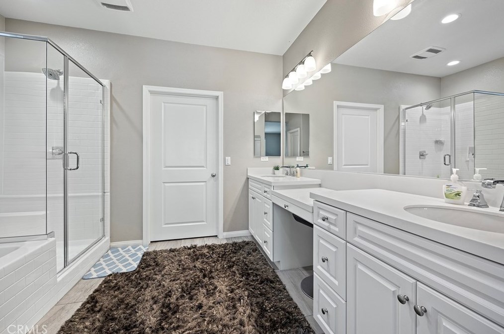 6977 Acacia Ave, Fontana CA  92336-1531 exterior