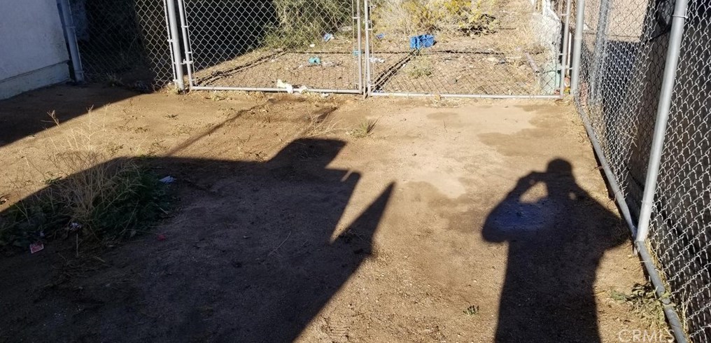 7694 Bangor Ave, Hesperia CA  92345-6858 exterior