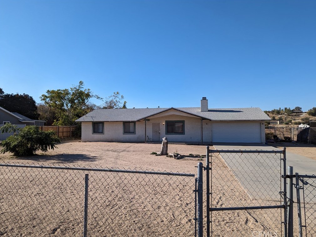 7694 Bangor Ave, Hesperia CA  92345-6858 exterior