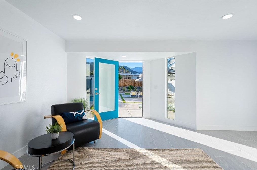 38855 Paradise Way, Cathedral City CA  92234-2356 exterior