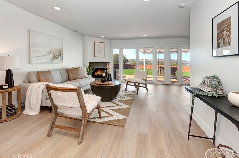 24545 Los Serranos Dr, Laguna Beach CA  92677-2141 exterior
