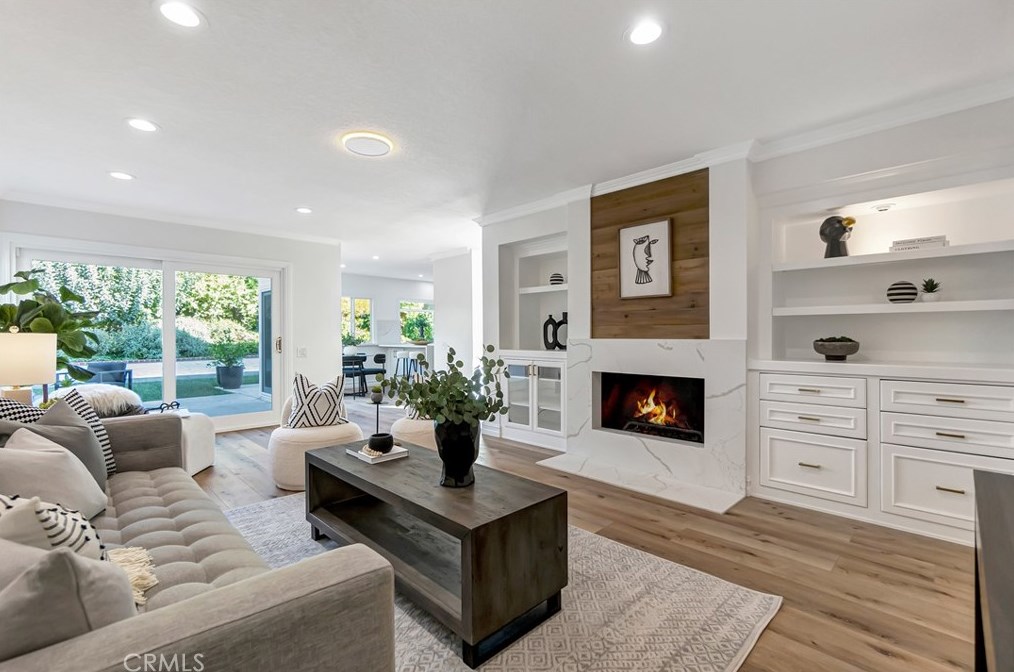 26121 Sally Dr, El Toro CA  92630-5540 exterior