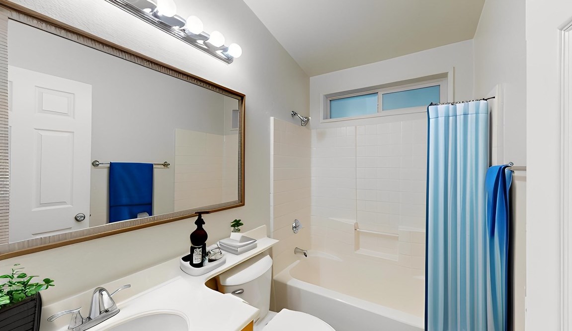 84 Seville, Tustin CA 92780-5958 exterior