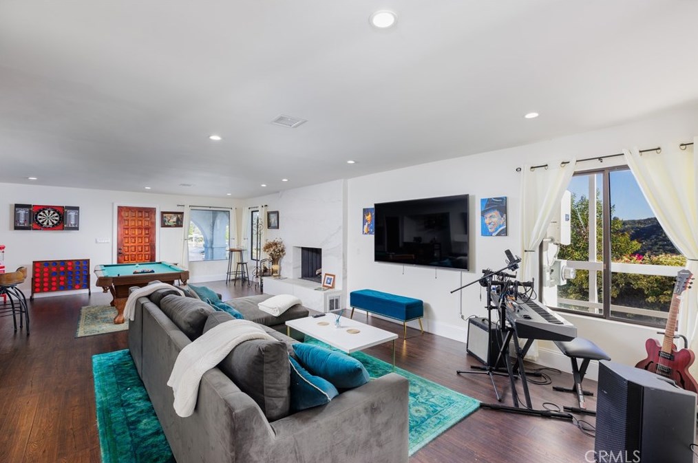 2375 Daily Dr, Fallbrook CA  92028-9101 exterior