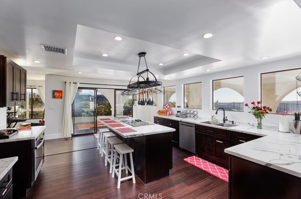 2375 Daily Dr, Fallbrook CA  92028-9101 exterior