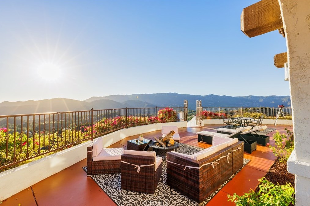 2375 Daily Dr, Fallbrook CA  92028-9101 exterior
