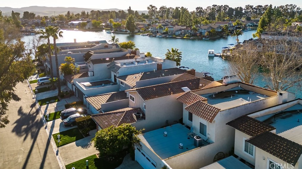 21759 Tahoe Ln, El Toro CA  92630-1932 exterior