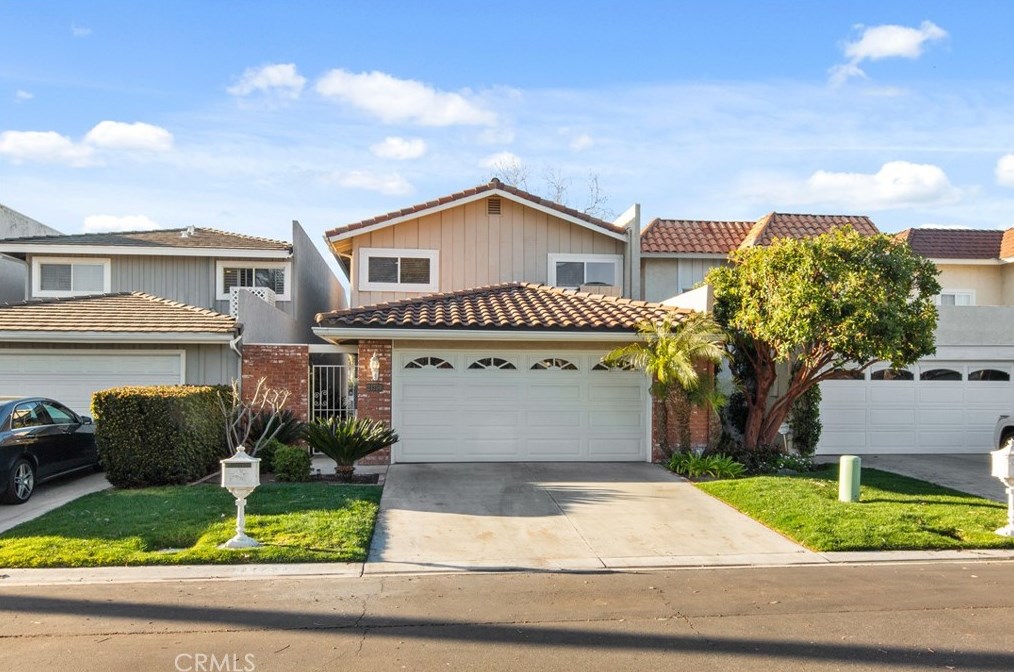 21759 Tahoe Ln, El Toro CA  92630-1932 exterior