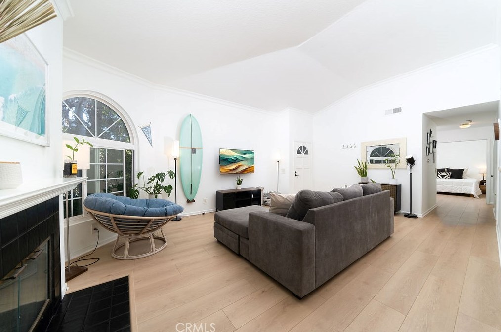 19311 Sunray Ln #206, Huntington Beach, CA 92648
