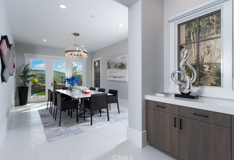 12 Clearview, Newport Beach CA  92657-1518 exterior