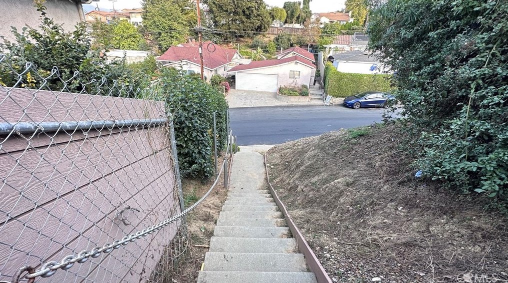 304 Graves Ave, Monterey Park CA  91755-4106 exterior