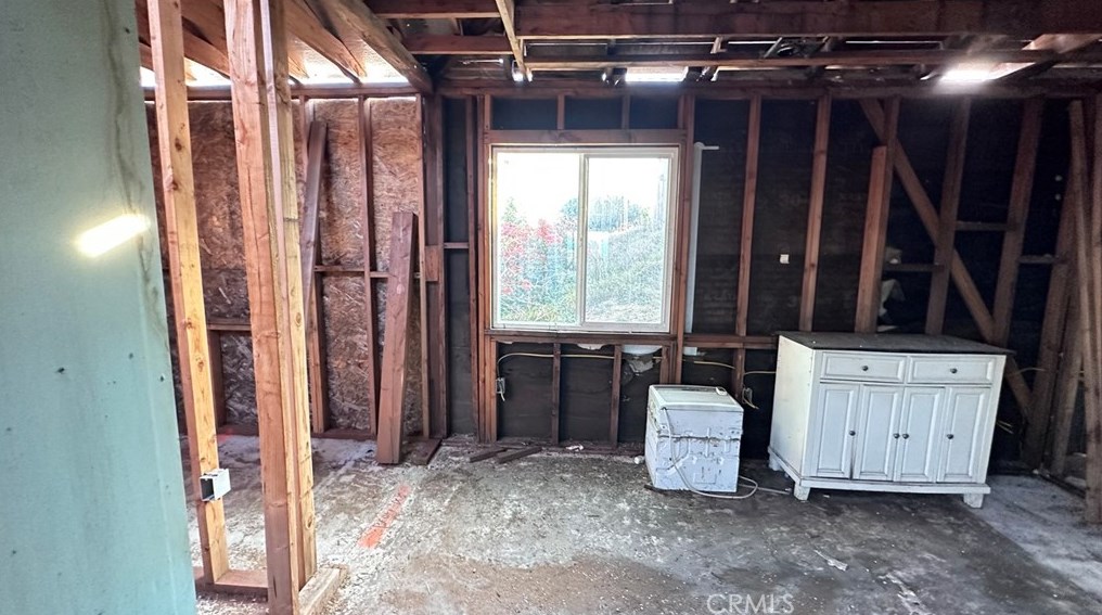 304 Graves Ave, Monterey Park CA  91755-4106 exterior