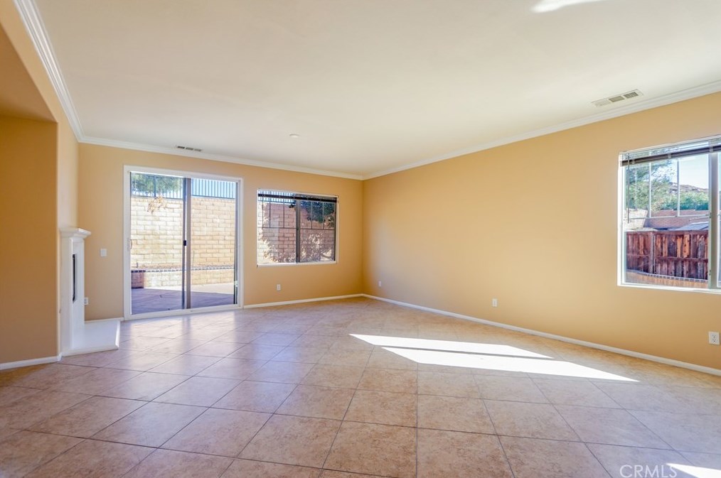 27212 Golden Field Ct, Moreno Valley CA  92555-4539 exterior