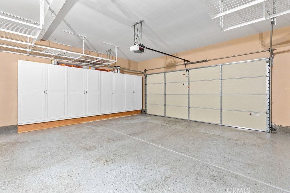 15510 Sonora St, Tustin CA  92782-1936 exterior