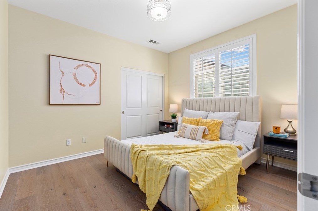 15510 Sonora St, Tustin CA  92782-1936 exterior