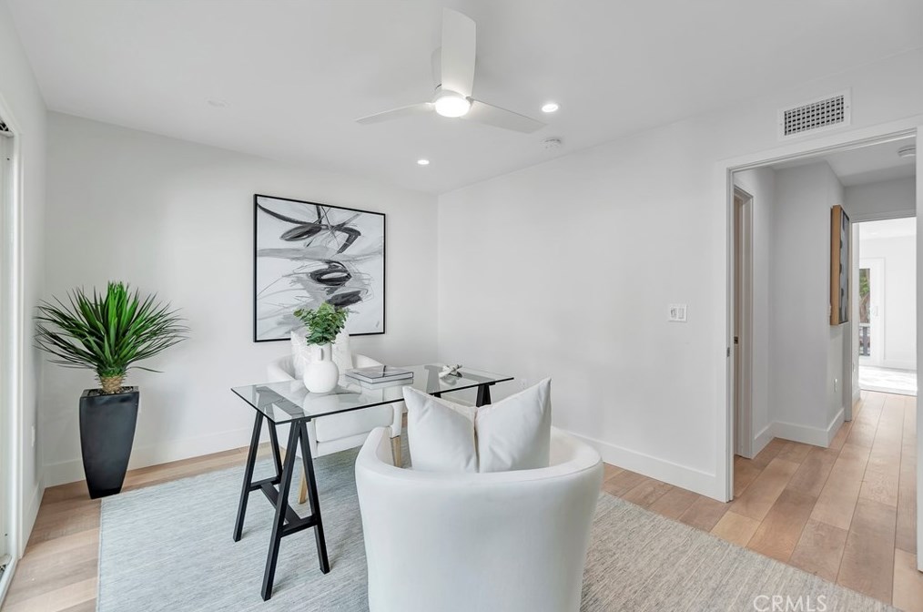 11 Whitewood Way, Irvine CA  92612-2722 exterior